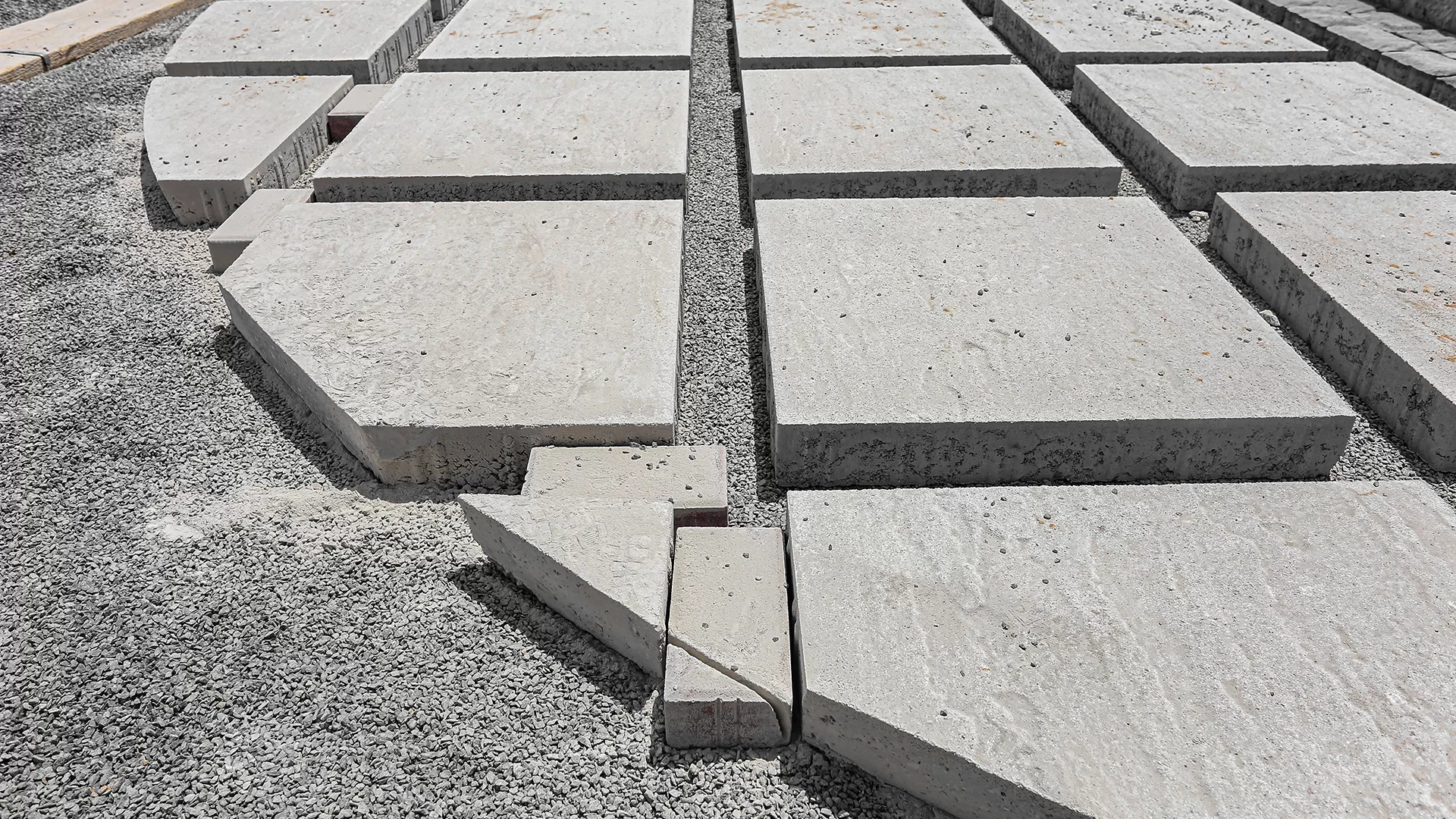 Best time to build a patio in Dubai